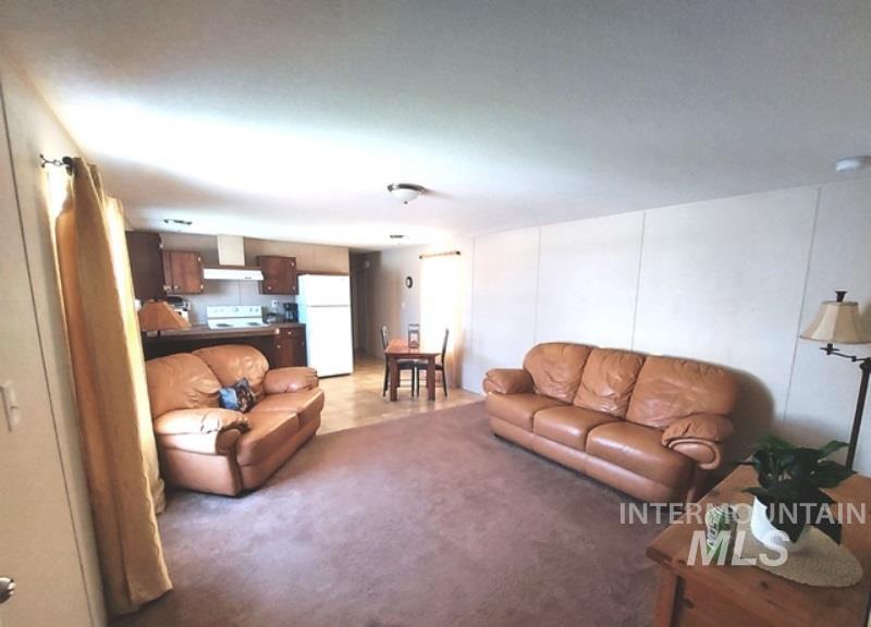 450 Pole Line Rd, Twin Falls, Idaho 83301, 3 Bedrooms, 2 Bathrooms, Residential For Sale, Price $79,900, 98924386
