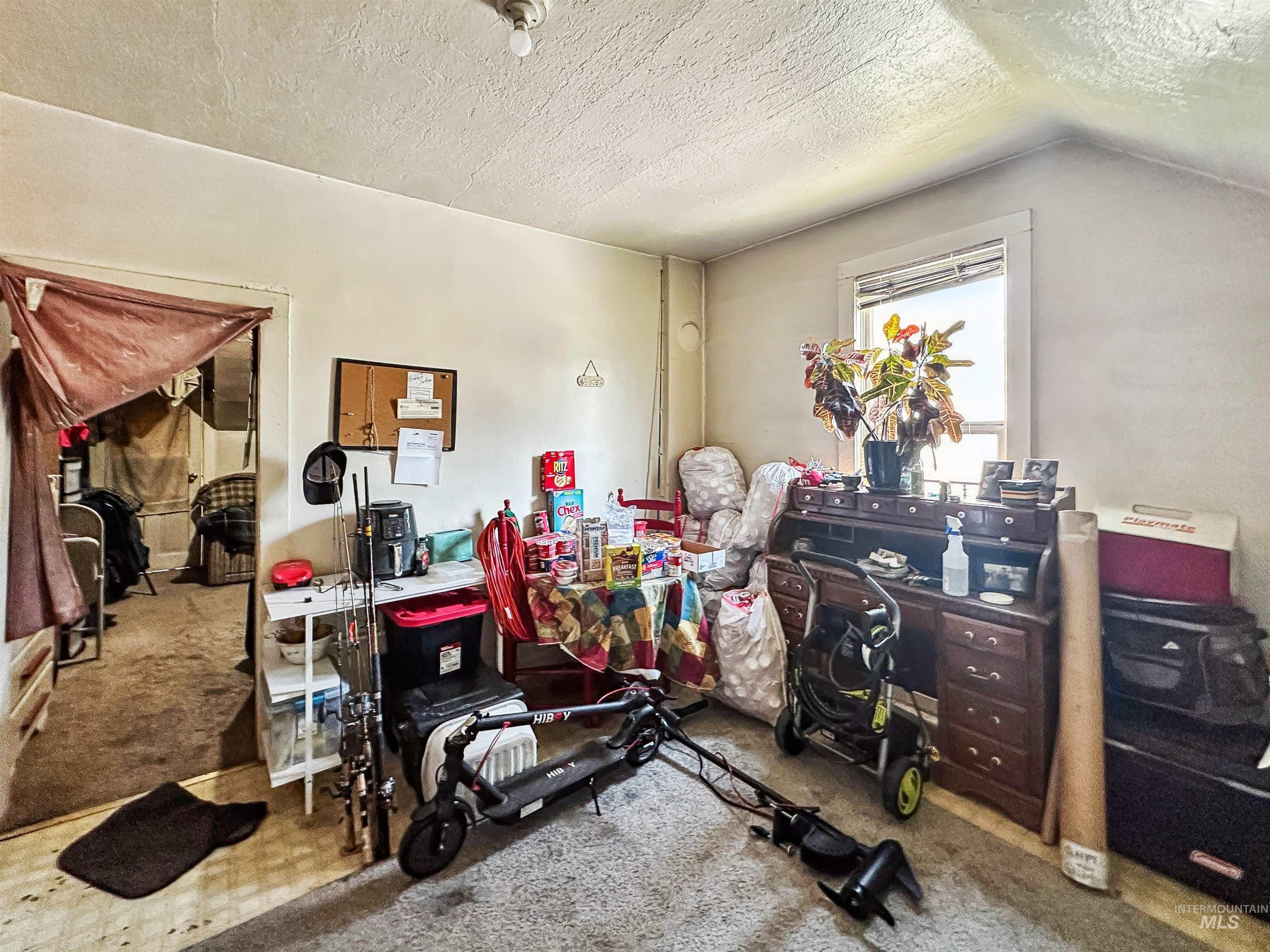 212 N 14th Ave., Nampa, Idaho 83687, 1 Bedroom, 1 Bathroom, Residential Income For Sale, Price $375,000, 98924388