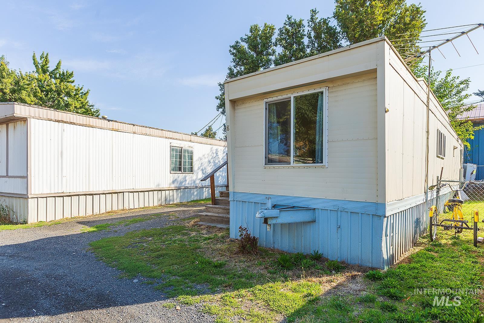 631 Warner Ave, Lewiston, Idaho 83501, 2 Bedrooms, 1 Bathroom, Residential For Sale, Price $39,900, 98924428