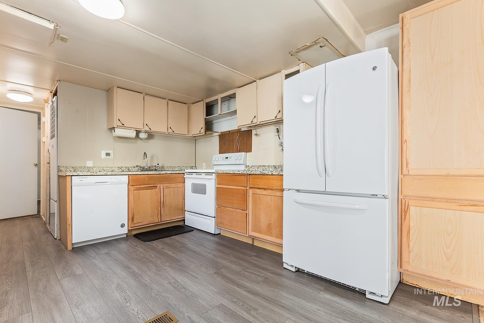 631 Warner Ave, Lewiston, Idaho 83501, 2 Bedrooms, 1 Bathroom, Residential For Sale, Price $39,900, 98924428