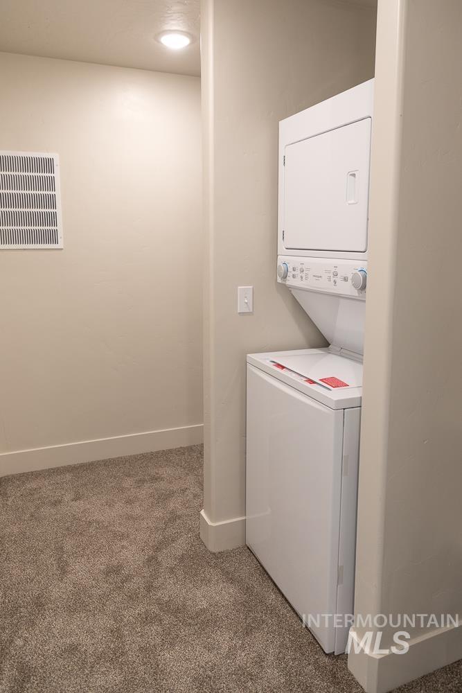 789 NW 3rd #2, Ontario, Oregon 97914, 2 Bedrooms, 1 Bathroom, Rental For Rent, Price $1,650, 98924485