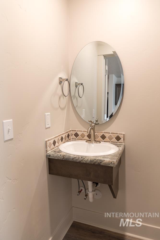 789 NW 3rd #2, Ontario, Oregon 97914, 2 Bedrooms, 1 Bathroom, Rental For Rent, Price $1,650, 98924485