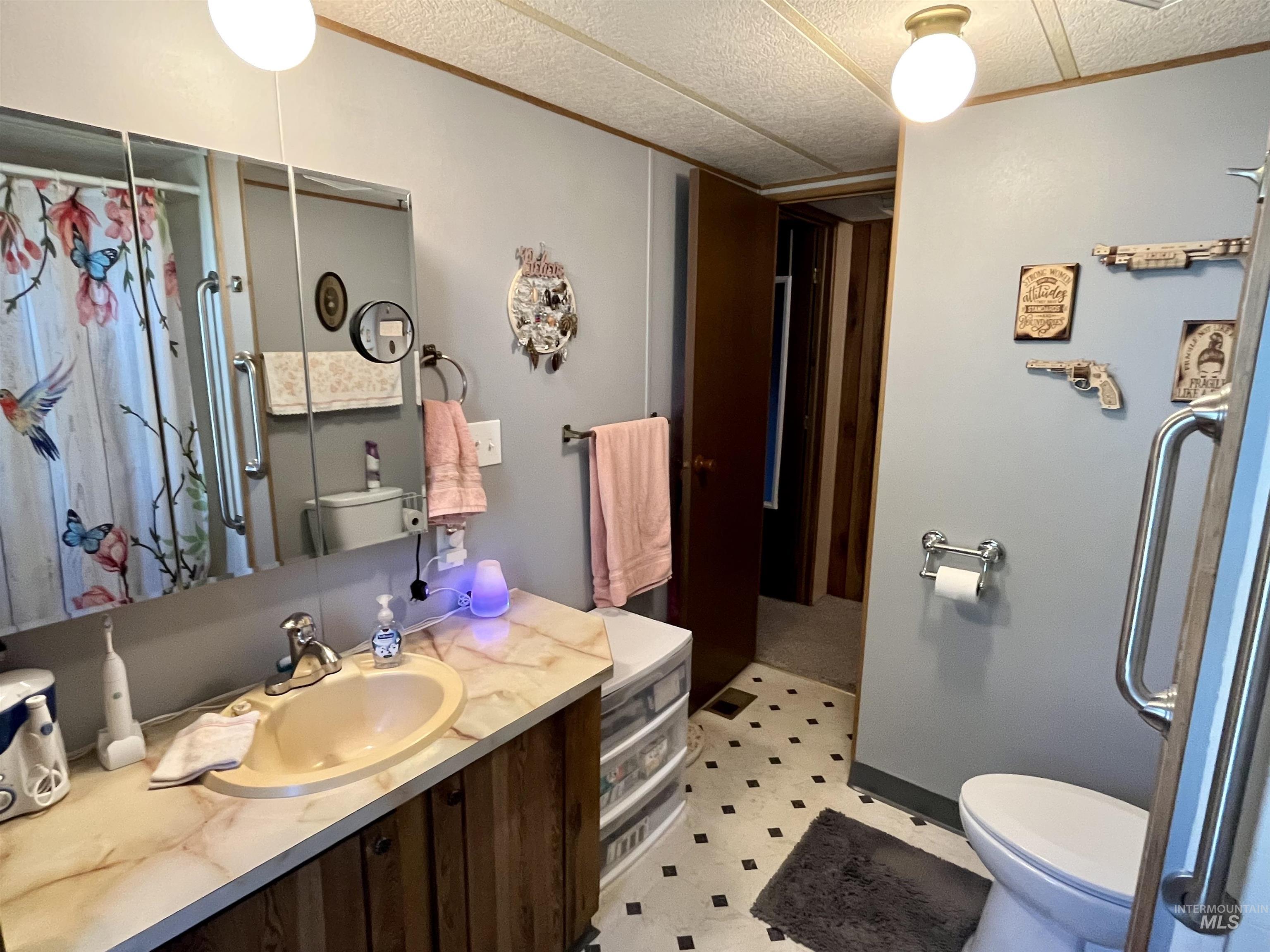 10 Bass Ln, Orofino, Idaho 83544, 2 Bedrooms, 1 Bathroom, Residential For Sale, Price $60,000, 98924514