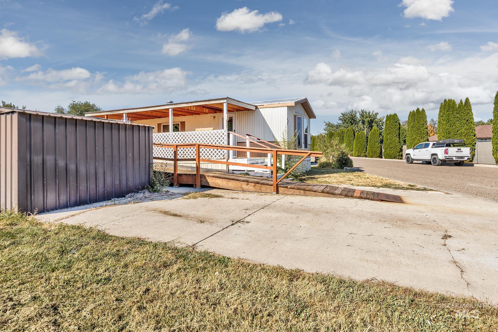 1500 W 7th St, Weiser, Idaho 83672, 2 Bedrooms, 1 Bathroom, Residential For Sale, Price $42,000, 98924557