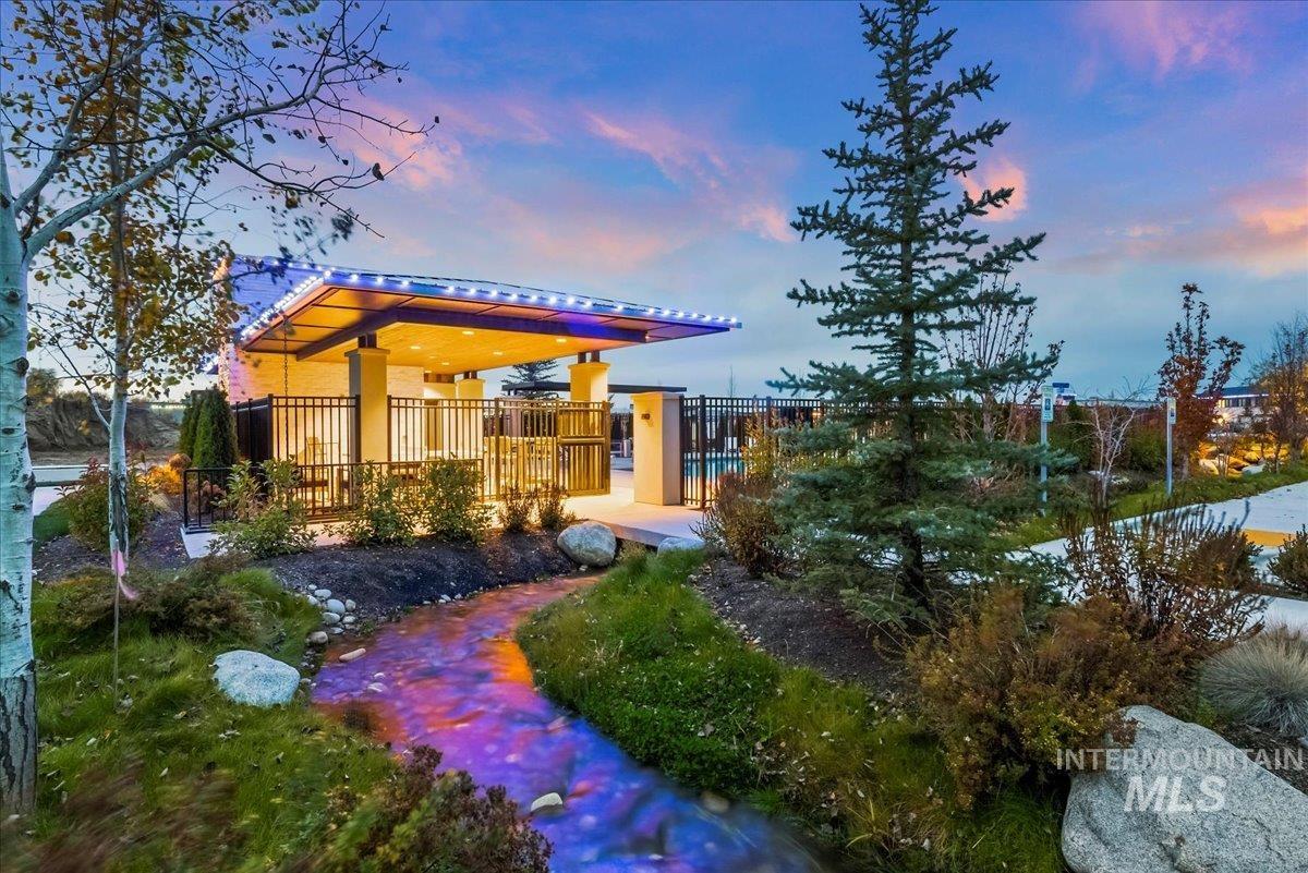 1208 S S Sunset Cove Ln, Eagle, Idaho 83616-6845, 3 Bedrooms, 2.5 Bathrooms, Residential For Sale, Price $849,000,MLS 98924573