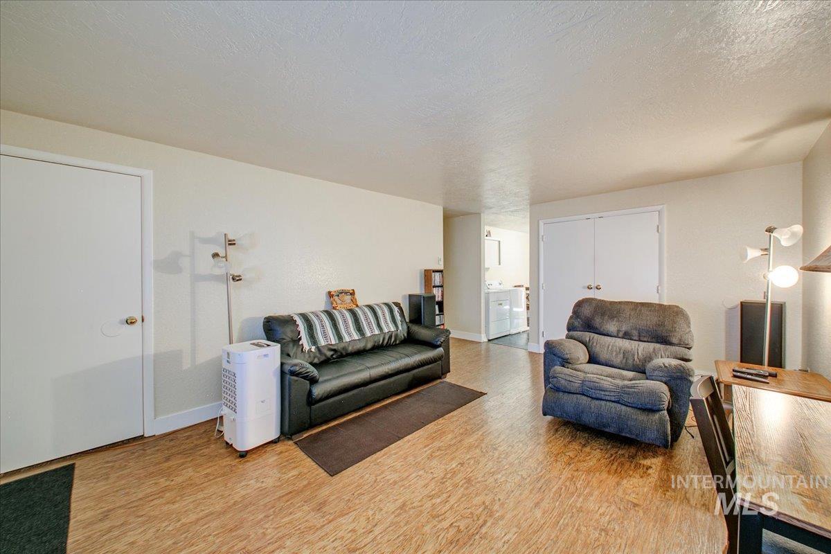 2011 Willow St, Caldwell, Idaho 83605, 2 Bedrooms, 1 Bathroom, Residential Income For Sale, Price $529,900, 98924611
