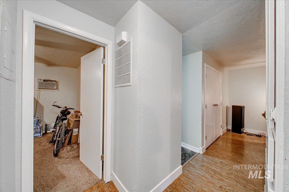 2011 Willow St, Caldwell, Idaho 83605, 2 Bedrooms, 1 Bathroom, Residential Income For Sale, Price $529,900, 98924611