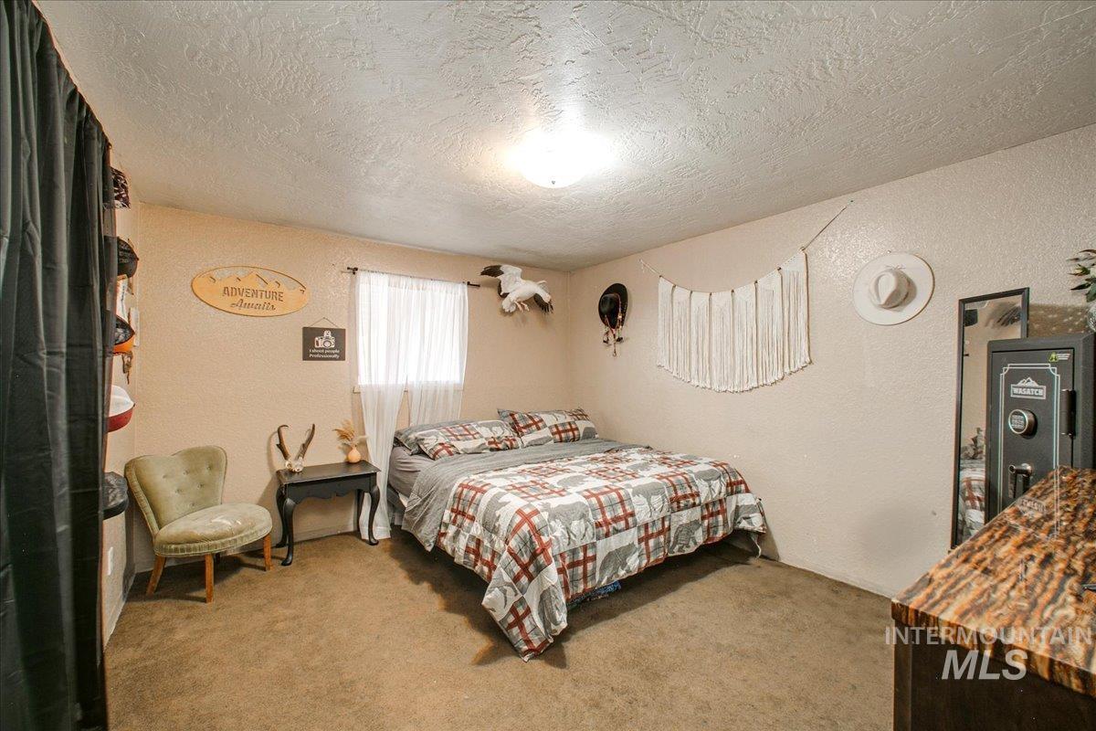 2011 Willow St, Caldwell, Idaho 83605, 2 Bedrooms, 1 Bathroom, Residential Income For Sale, Price $529,900, 98924611