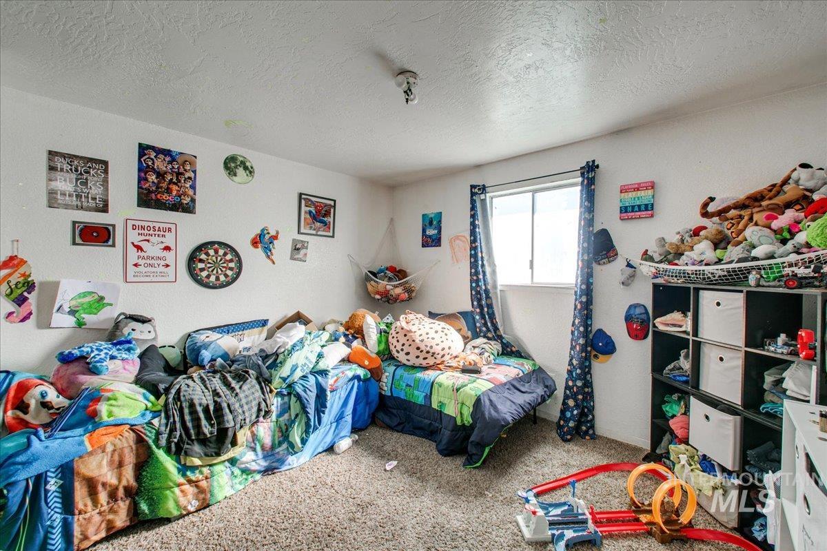 2011 Willow St, Caldwell, Idaho 83605, 2 Bedrooms, 1 Bathroom, Residential Income For Sale, Price $529,900, 98924611