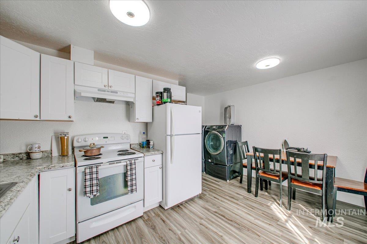 2011 Willow St, Caldwell, Idaho 83605, 2 Bedrooms, 1 Bathroom, Residential Income For Sale, Price $529,900, 98924611