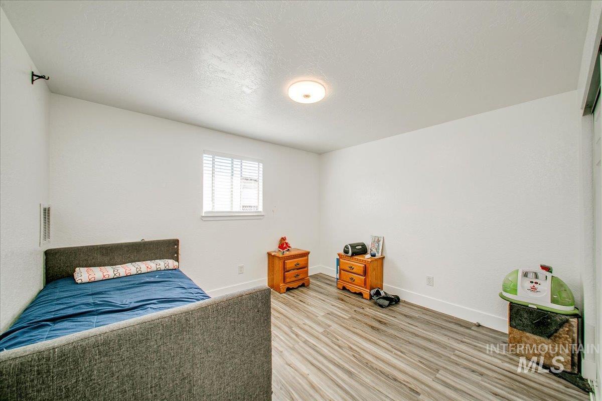 2011 Willow St, Caldwell, Idaho 83605, 2 Bedrooms, 1 Bathroom, Residential Income For Sale, Price $529,900, 98924611
