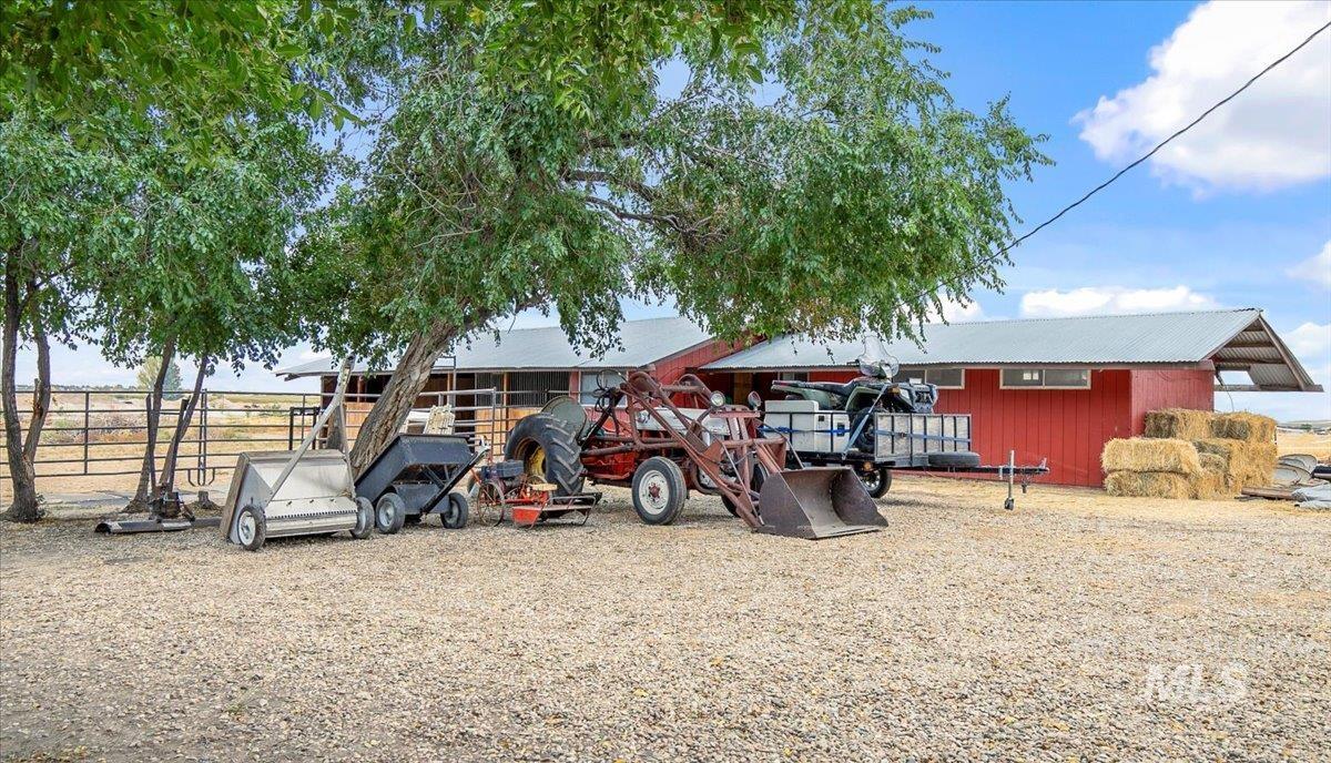 9600 Black Cat, Kuna, Idaho 83634, 4 Bedrooms, 2 Bathrooms, Residential For Sale, Price $975,000,MLS 98924645