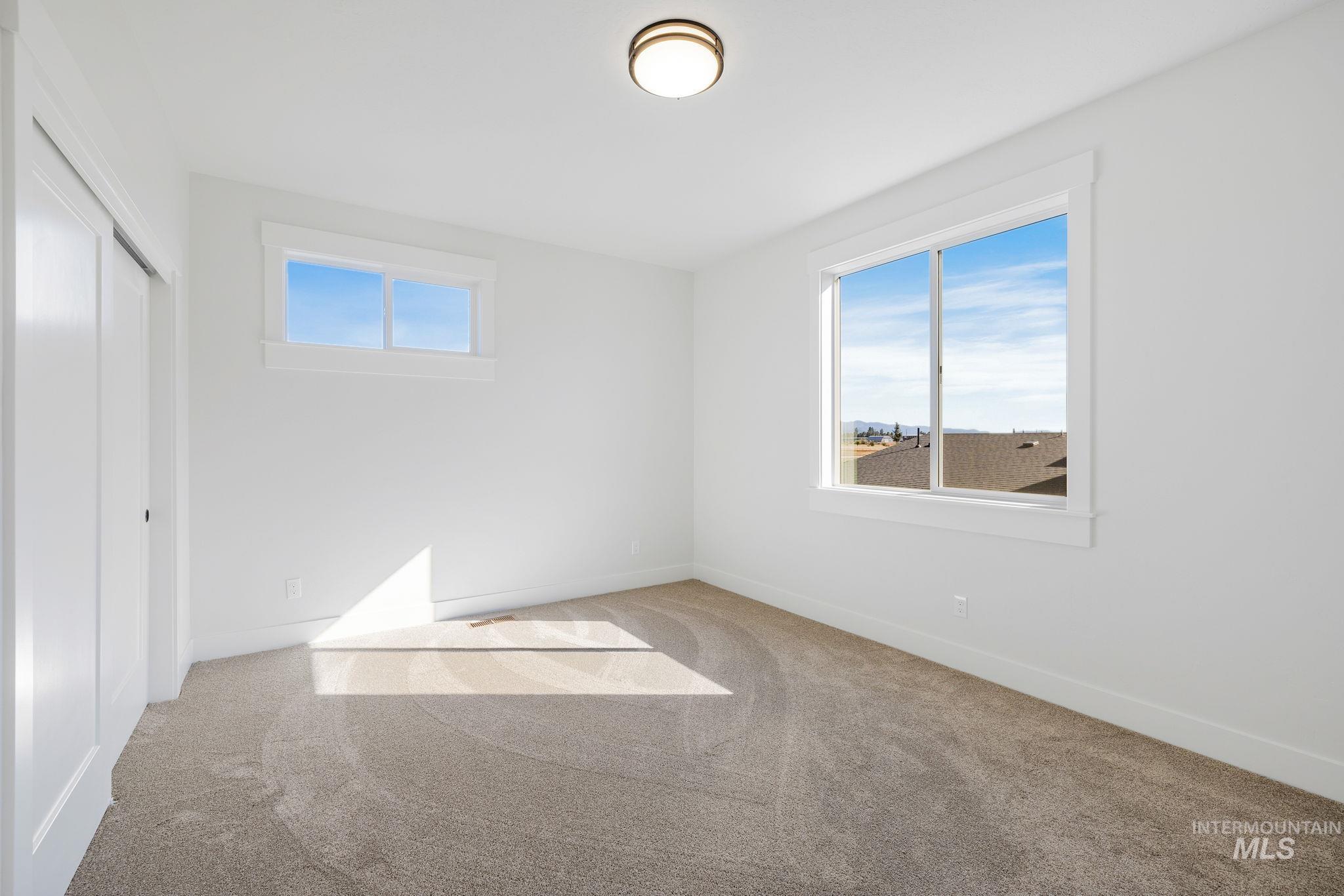 28 Bridger St, Cascade, Idaho 83611, 3 Bedrooms, 2.5 Bathrooms, Rental For Rent, Price $2,800, 98924660