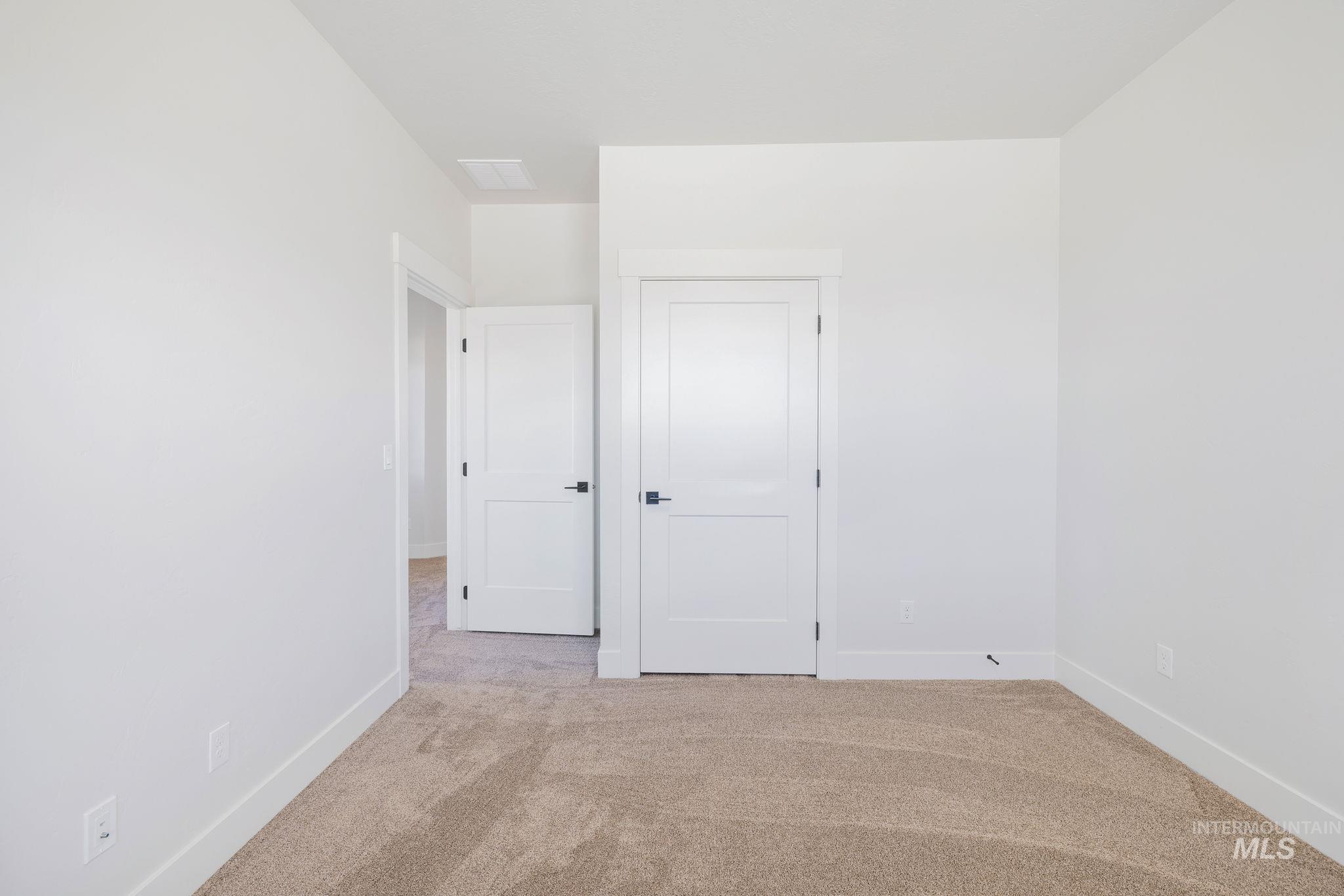 26 Bridger St, Cascade, Idaho 83611, 3 Bedrooms, 2.5 Bathrooms, Rental For Rent, Price $2,800, 98924666