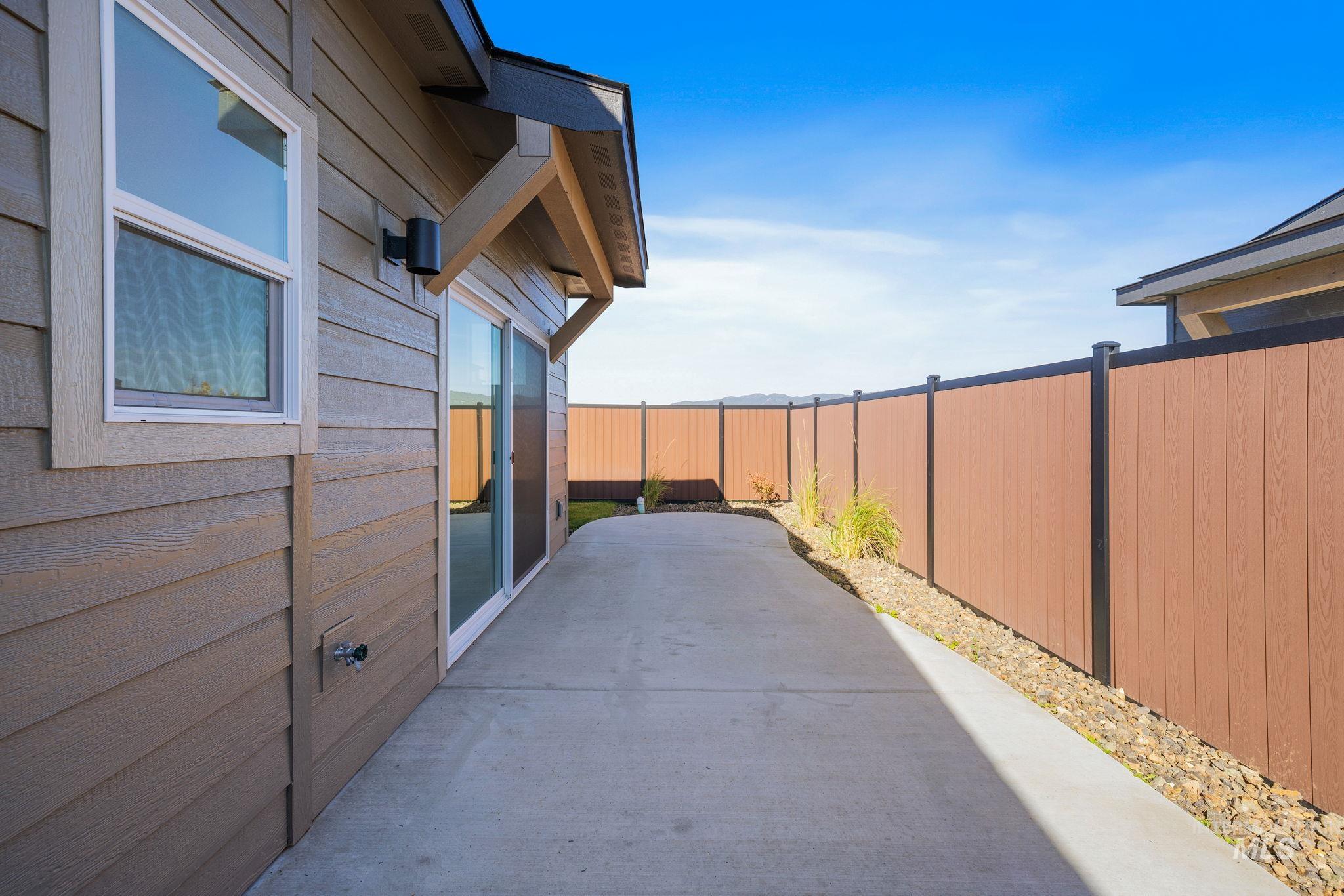 26 Bridger St, Cascade, Idaho 83611, 3 Bedrooms, 2.5 Bathrooms, Rental For Rent, Price $2,800, 98924666