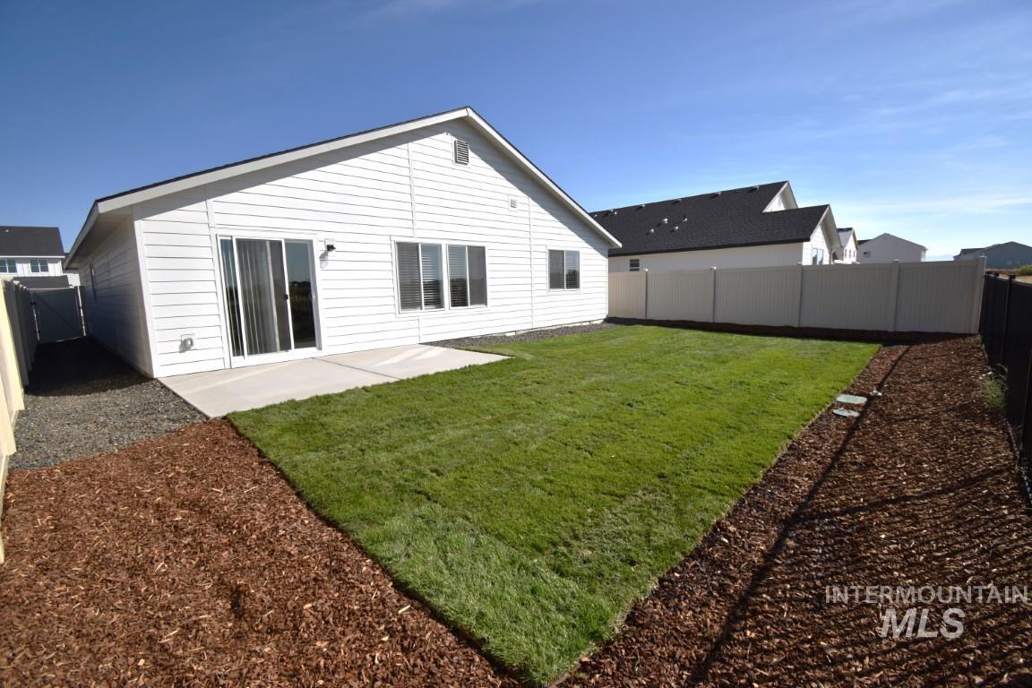 6985 W Redwood Creek Dr, Meridian, Idaho 83646, 3 Bedrooms, 2 Bathrooms, Rental For Rent, Price $2,725, 98924674