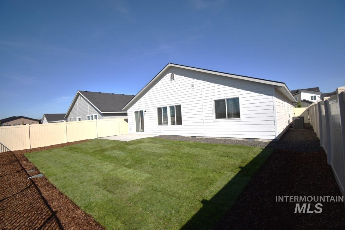 6985 W Redwood Creek Dr, Meridian, Idaho 83646, 3 Bedrooms, 2 Bathrooms, Rental For Rent, Price $2,725, 98924674