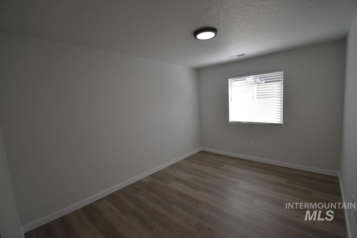 6985 W Redwood Creek Dr, Meridian, Idaho 83646, 3 Bedrooms, 2 Bathrooms, Rental For Rent, Price $2,725, 98924674