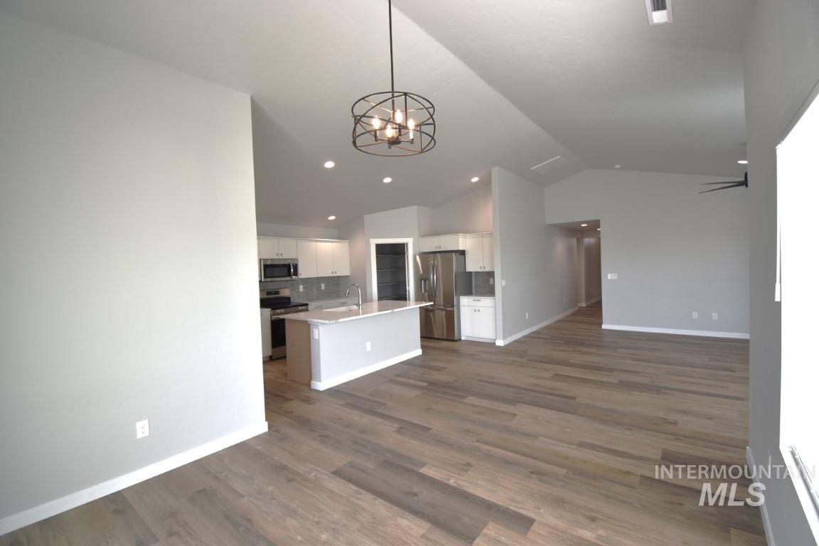 6969 W Redwood Creek Dr, Meridian, Idaho 83646, 4 Bedrooms, 2 Bathrooms, Rental For Rent, Price $2,725, 98924675