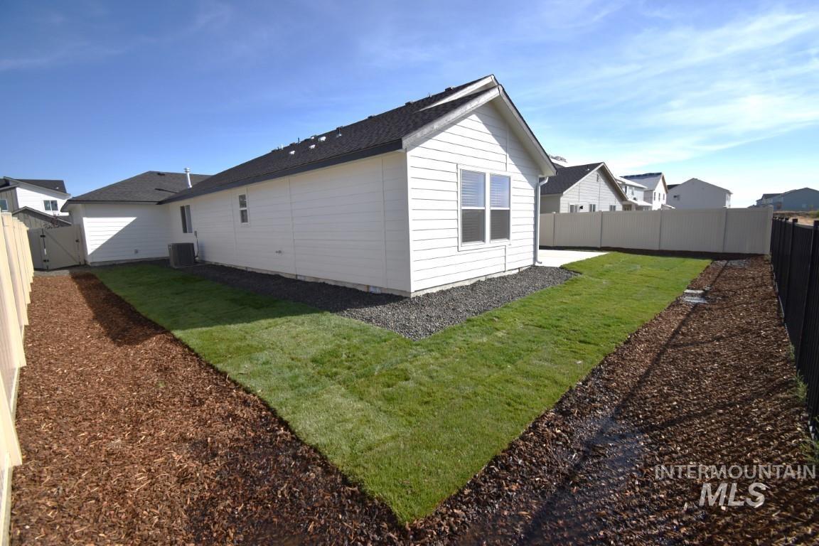 6969 W Redwood Creek Dr, Meridian, Idaho 83646, 4 Bedrooms, 2 Bathrooms, Rental For Rent, Price $2,725, 98924675