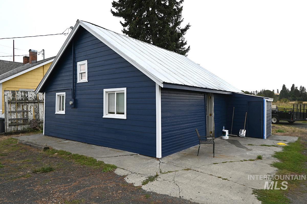5513 N Hwy 95, Potlatch, Idaho 83855, 2 Bedrooms, 1 Bathroom, Residential Income For Sale, Price $729,000, 98924713