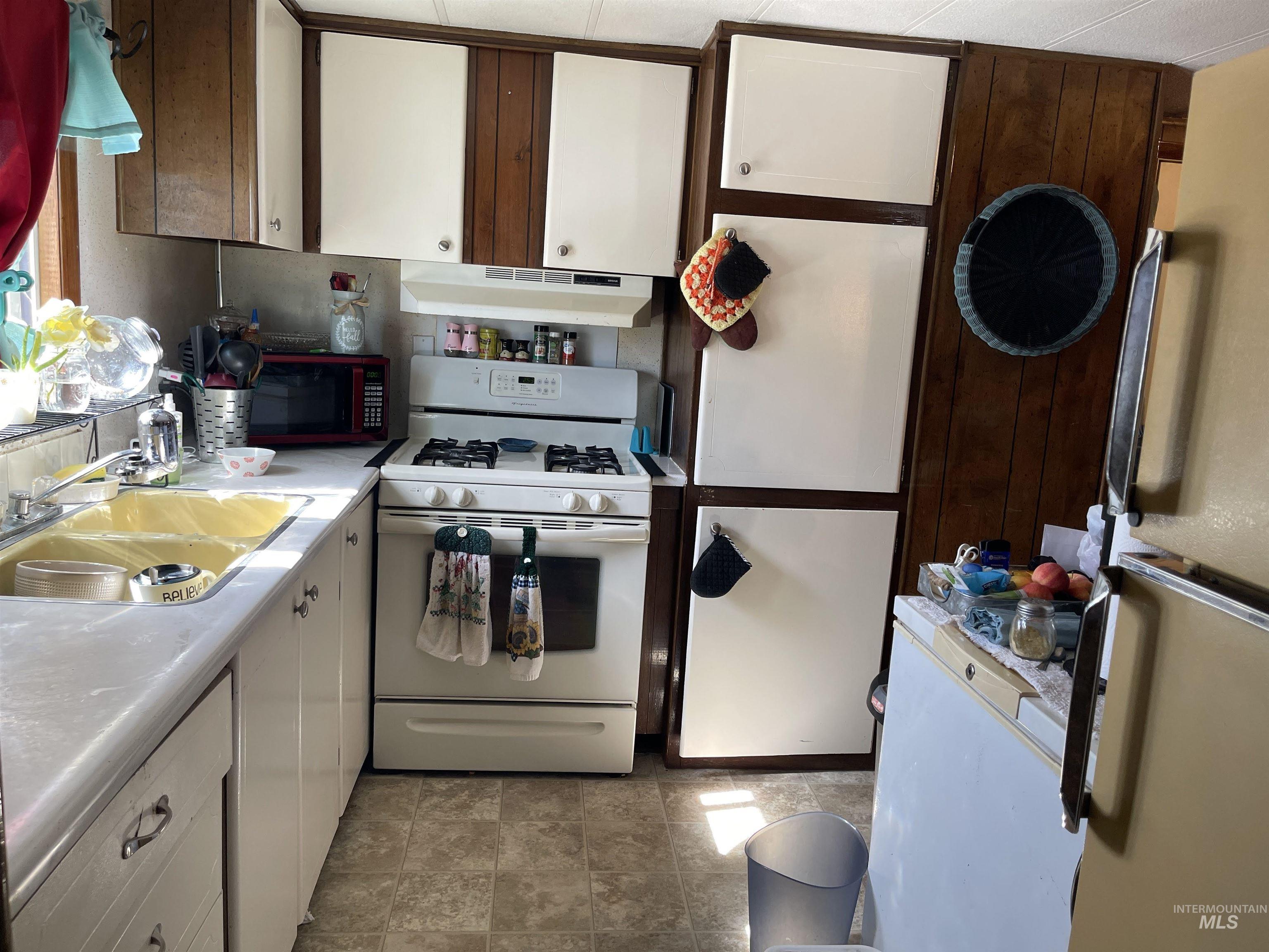 198 South Hills Rd #143, Twin Falls, Idaho 83301, 2 Bedrooms, 1 Bathroom, Residential For Sale, Price $44,000, 98924746