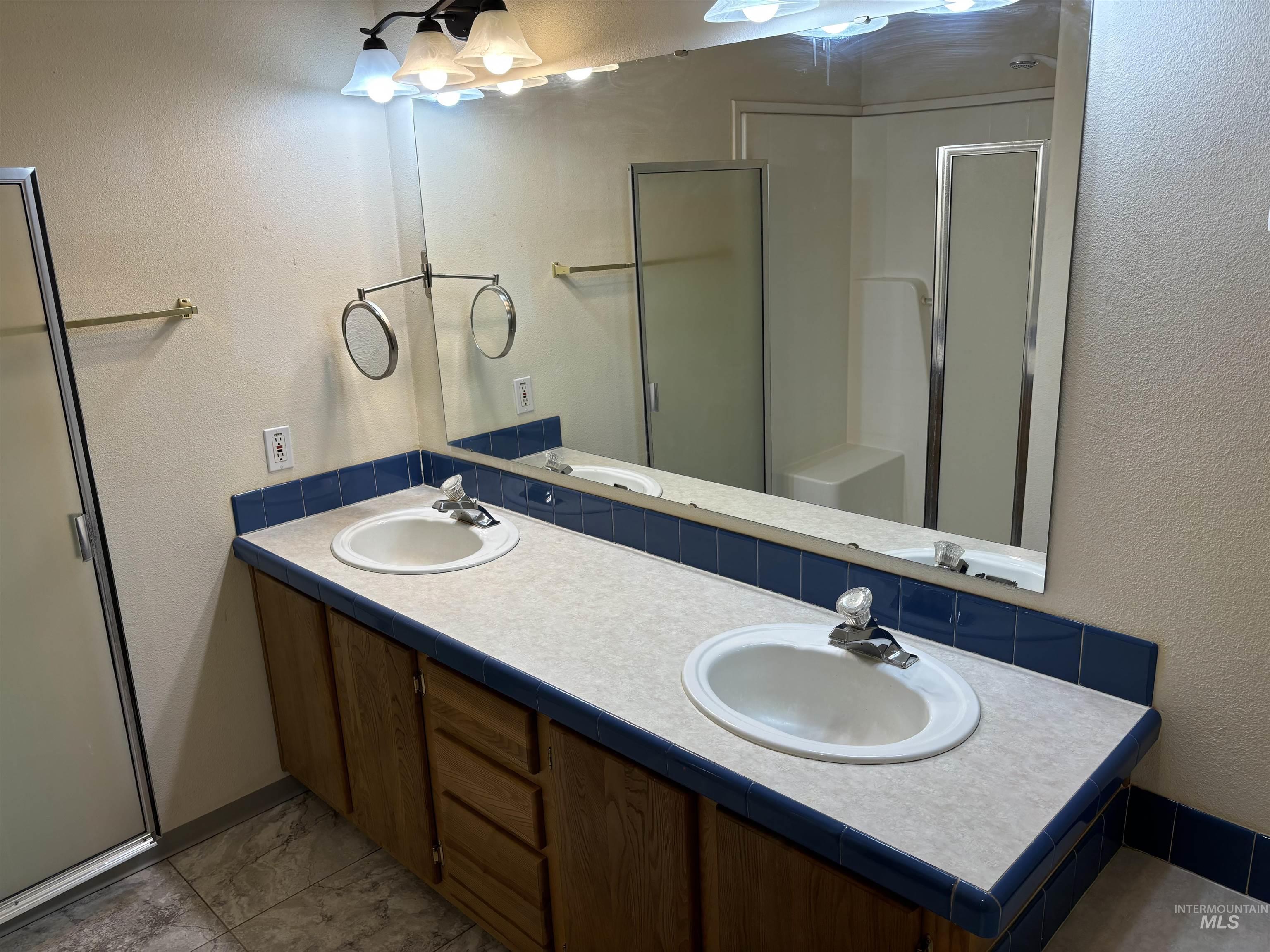 1824 Spring Canyon Lane, Lewiston, Idaho 83501, 3 Bedrooms, 2 Bathrooms, Residential For Sale, Price $178,000, 98924763