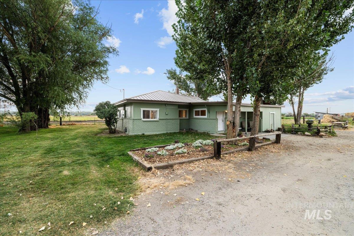 1115 NW 11th Ave, Payette, Idaho 83661, 4 Bedrooms, 1 Bathroom, Farm & Ranch For Sale, Price $949,500, 98924845