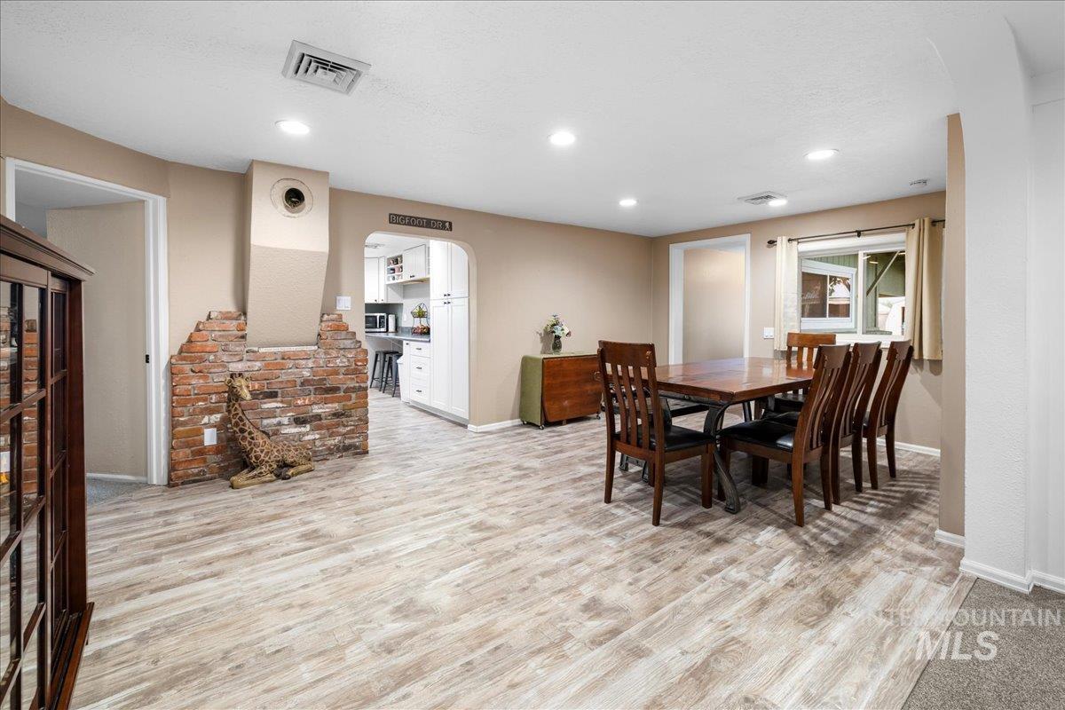 1115 NW 11th Ave, Payette, Idaho 83661, 4 Bedrooms, 1 Bathroom, Farm & Ranch For Sale, Price $949,500, 98924845