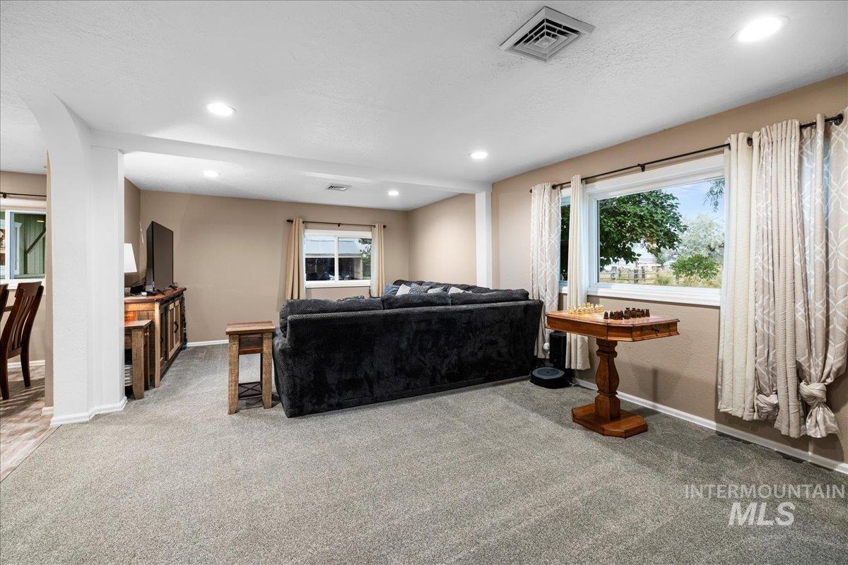 1115 NW 11th Ave, Payette, Idaho 83661, 4 Bedrooms, 1 Bathroom, Farm & Ranch For Sale, Price $949,500, 98924845