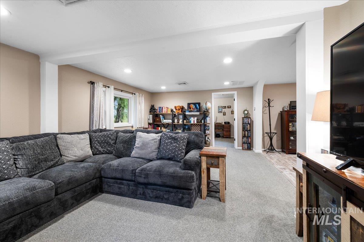 1115 NW 11th Ave, Payette, Idaho 83661, 4 Bedrooms, 1 Bathroom, Farm & Ranch For Sale, Price $949,500, 98924845