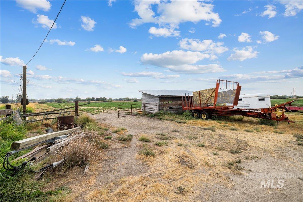 1115 NW 11th Ave, Payette, Idaho 83661, 4 Bedrooms, 1 Bathroom, Farm & Ranch For Sale, Price $949,500, 98924845