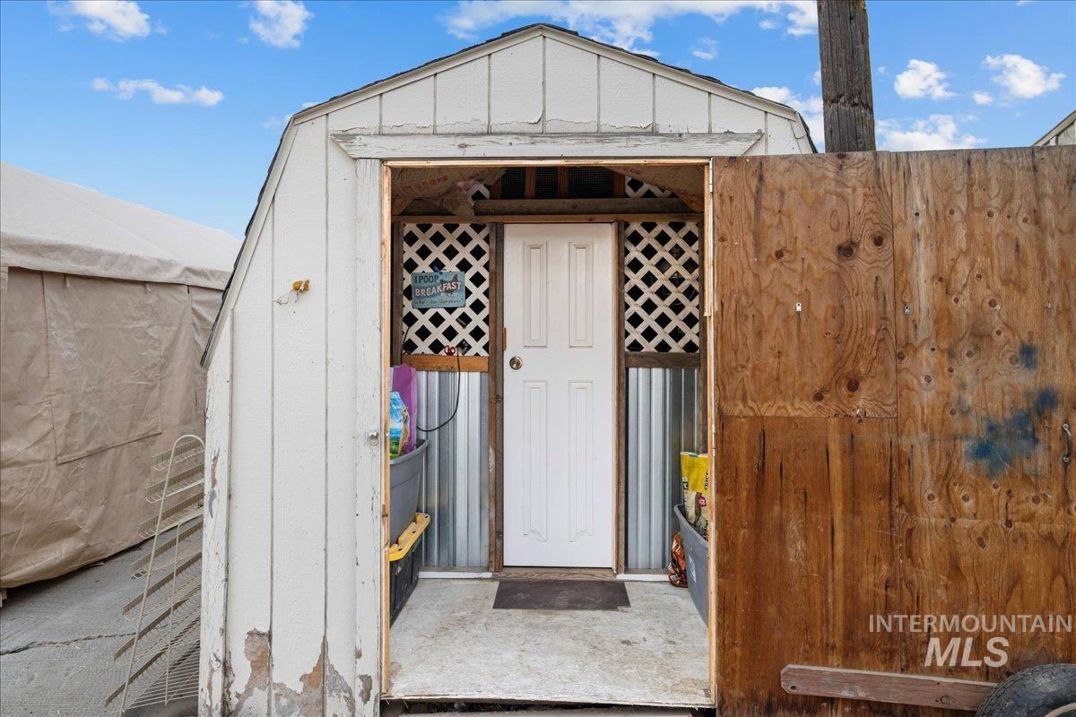 1115 NW 11th Ave, Payette, Idaho 83661, 4 Bedrooms, 1 Bathroom, Farm & Ranch For Sale, Price $949,500, 98924845