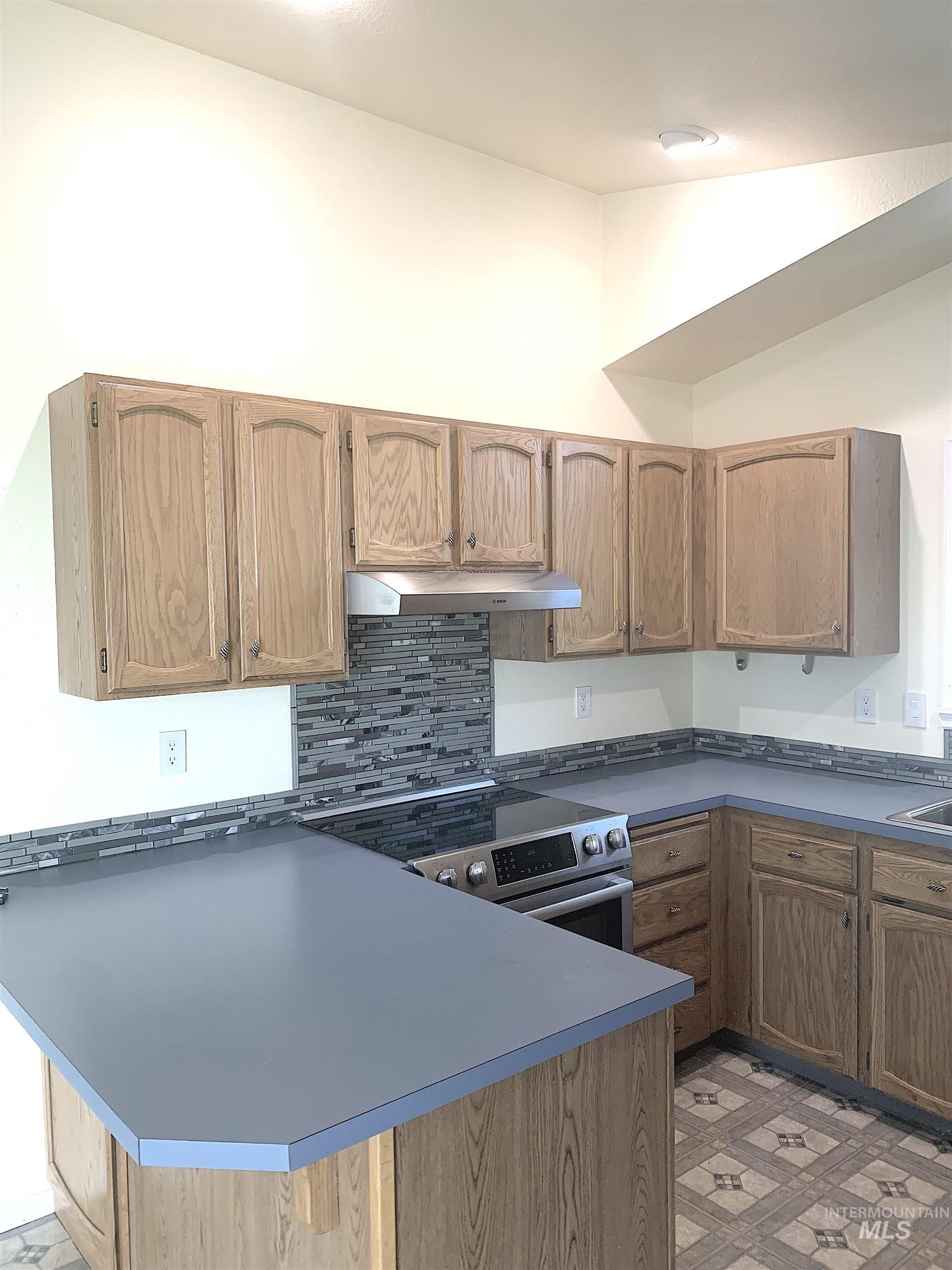 2779 E Hancock Ct, Boise, Idaho 83706, 3 Bedrooms, 2 Bathrooms, Rental For Rent, Price $1,950, 98924846