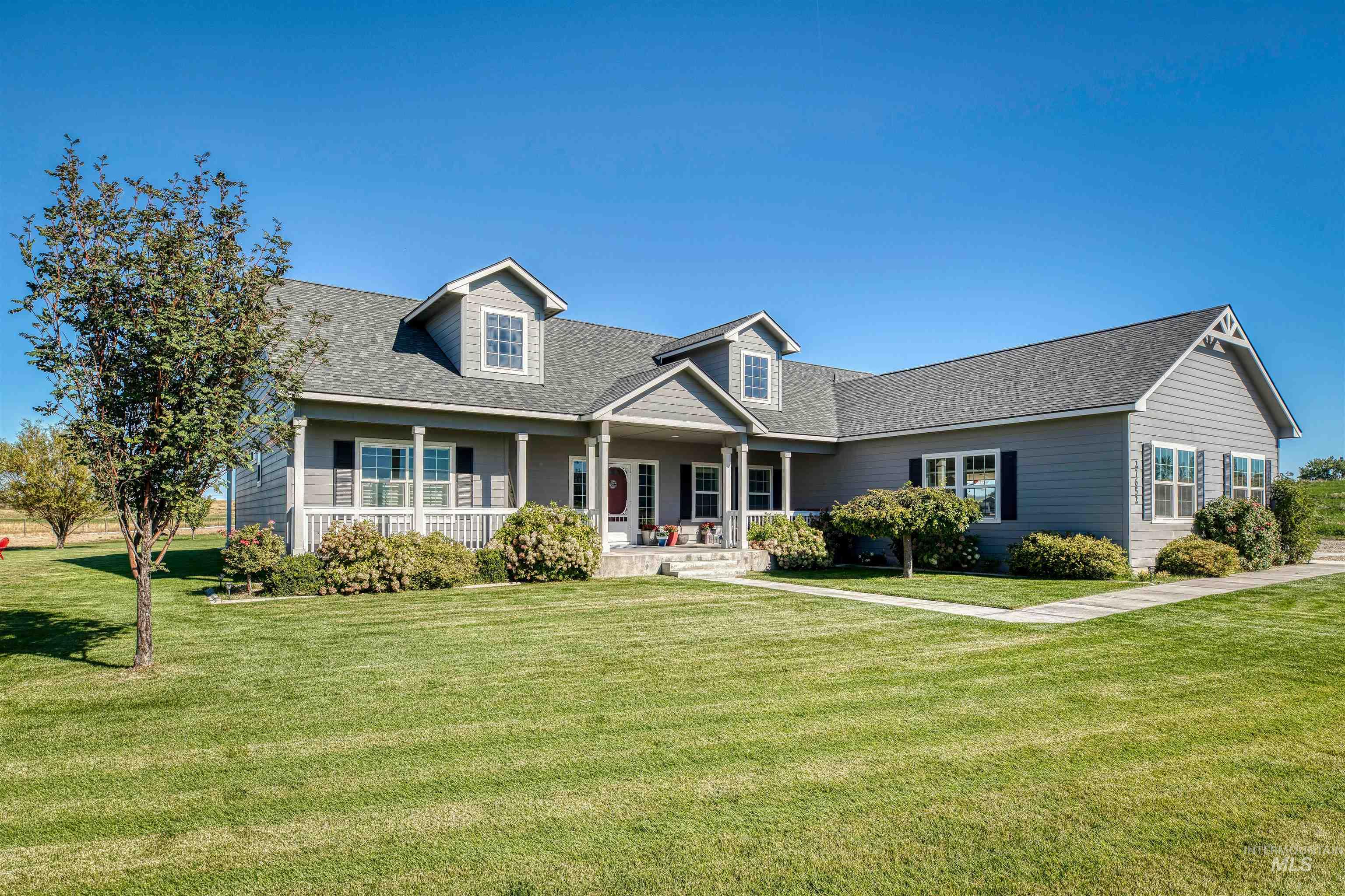 27652 Hop Rd, Caldwell, Idaho 83607, 3 Bedrooms, 2.5 Bathrooms, Residential For Sale, Price $1,898,000, 98924871