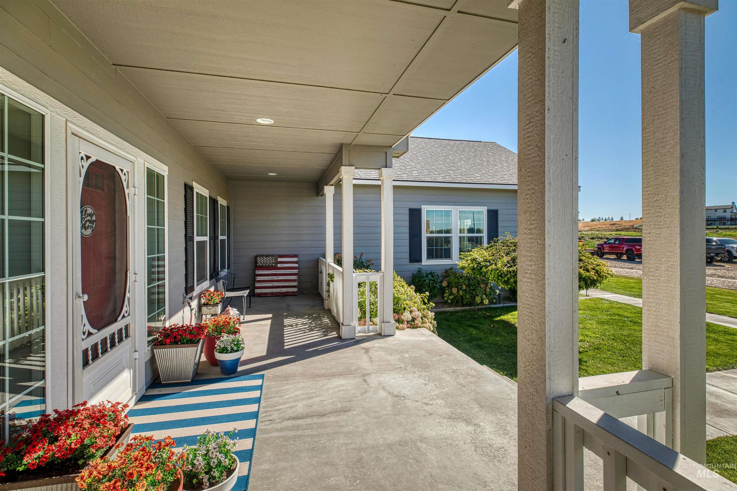 27652 Hop Rd, Caldwell, Idaho 83607, 3 Bedrooms, 2.5 Bathrooms, Residential For Sale, Price $1,898,000, 98924871
