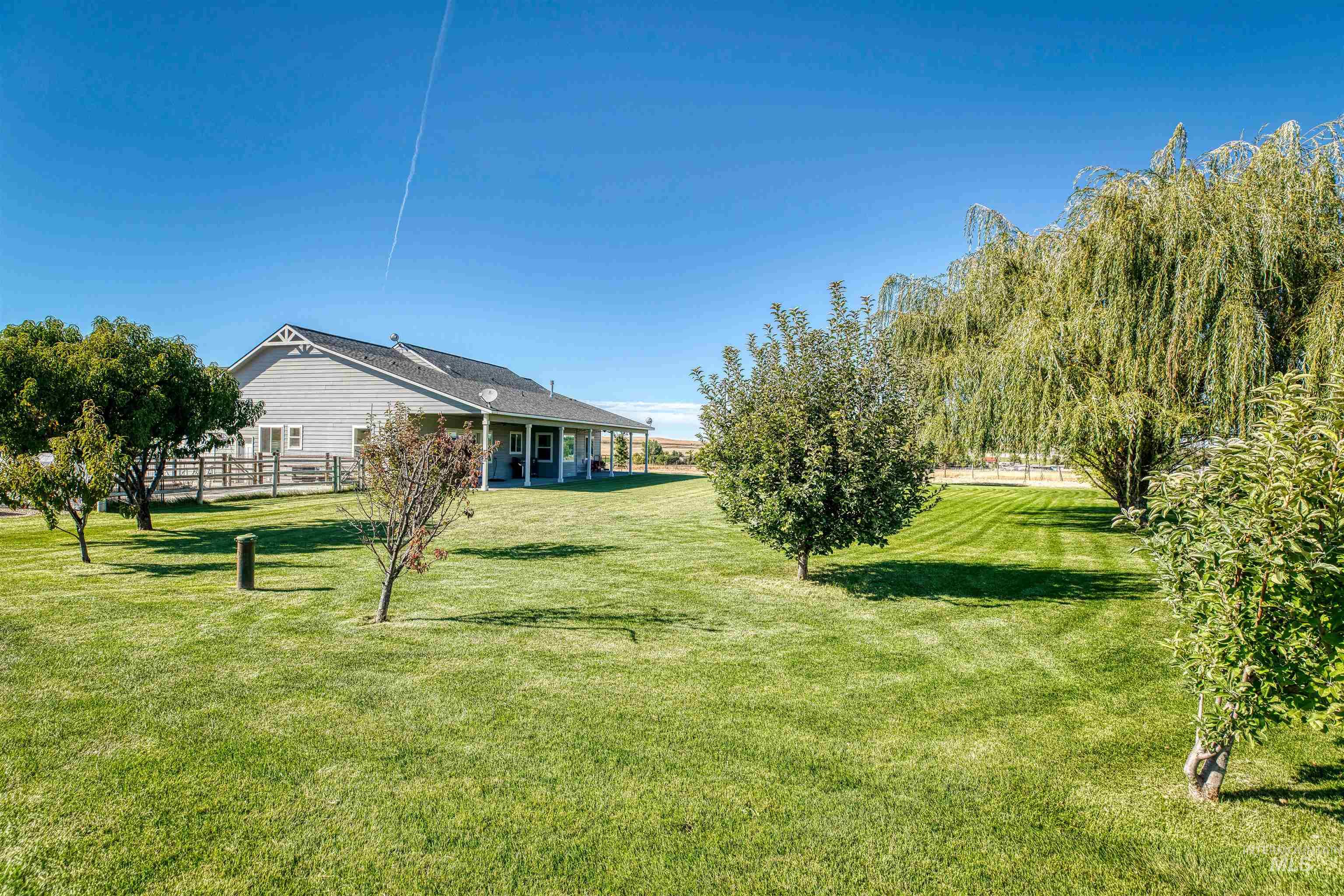 27652 Hop Rd, Caldwell, Idaho 83607, 3 Bedrooms, 2.5 Bathrooms, Residential For Sale, Price $1,898,000, 98924871
