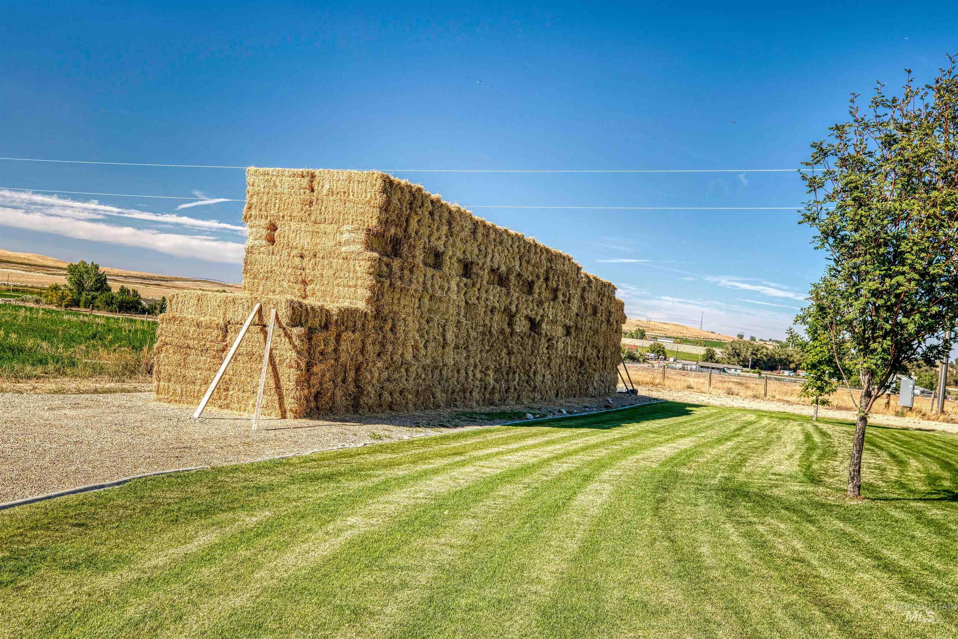 27652 Hop Rd, Caldwell, Idaho 83607, 3 Bedrooms, 2.5 Bathrooms, Residential For Sale, Price $1,898,000, 98924871