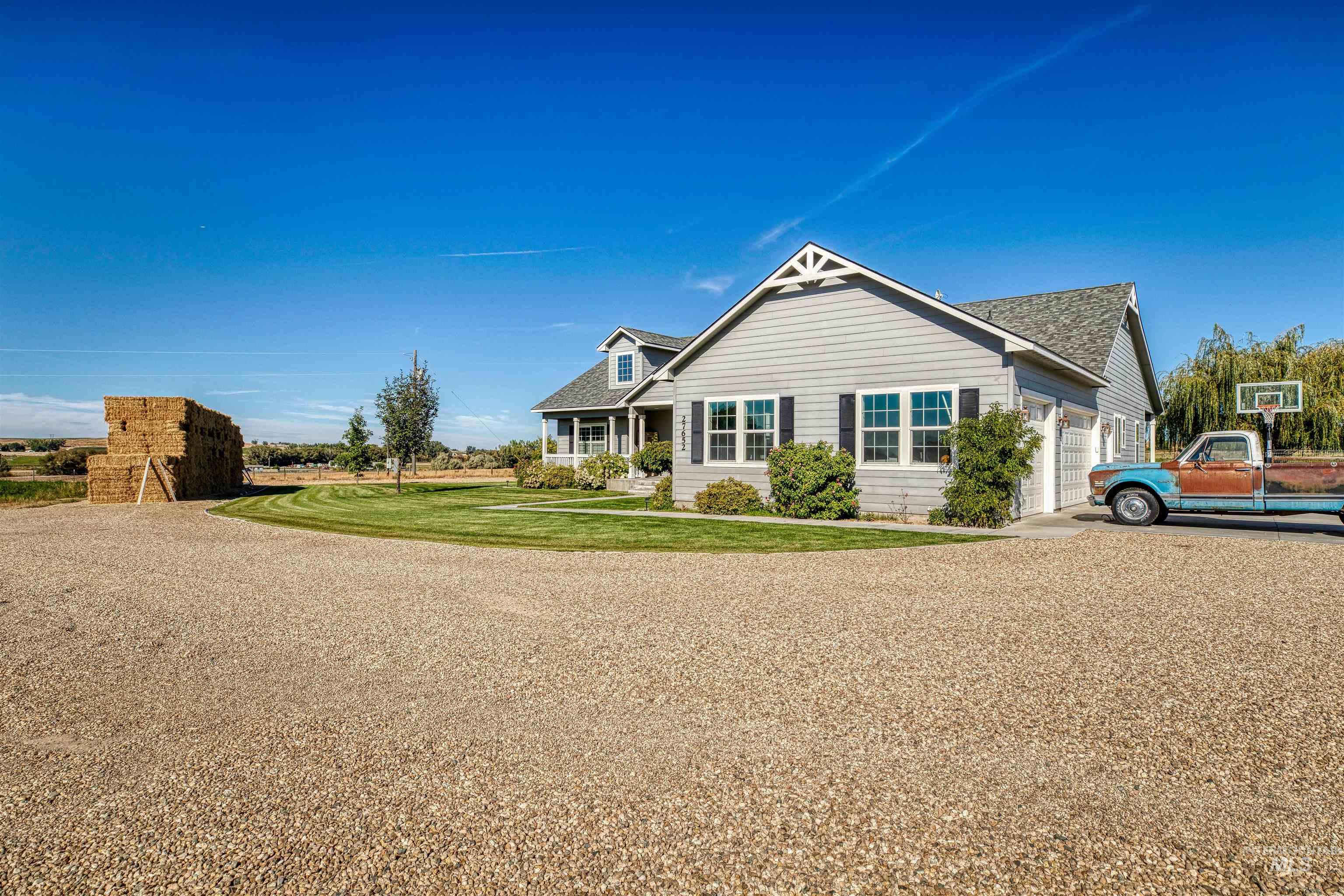 27652 Hop Rd, Caldwell, Idaho 83607, 3 Bedrooms, 2.5 Bathrooms, Residential For Sale, Price $1,898,000, 98924871