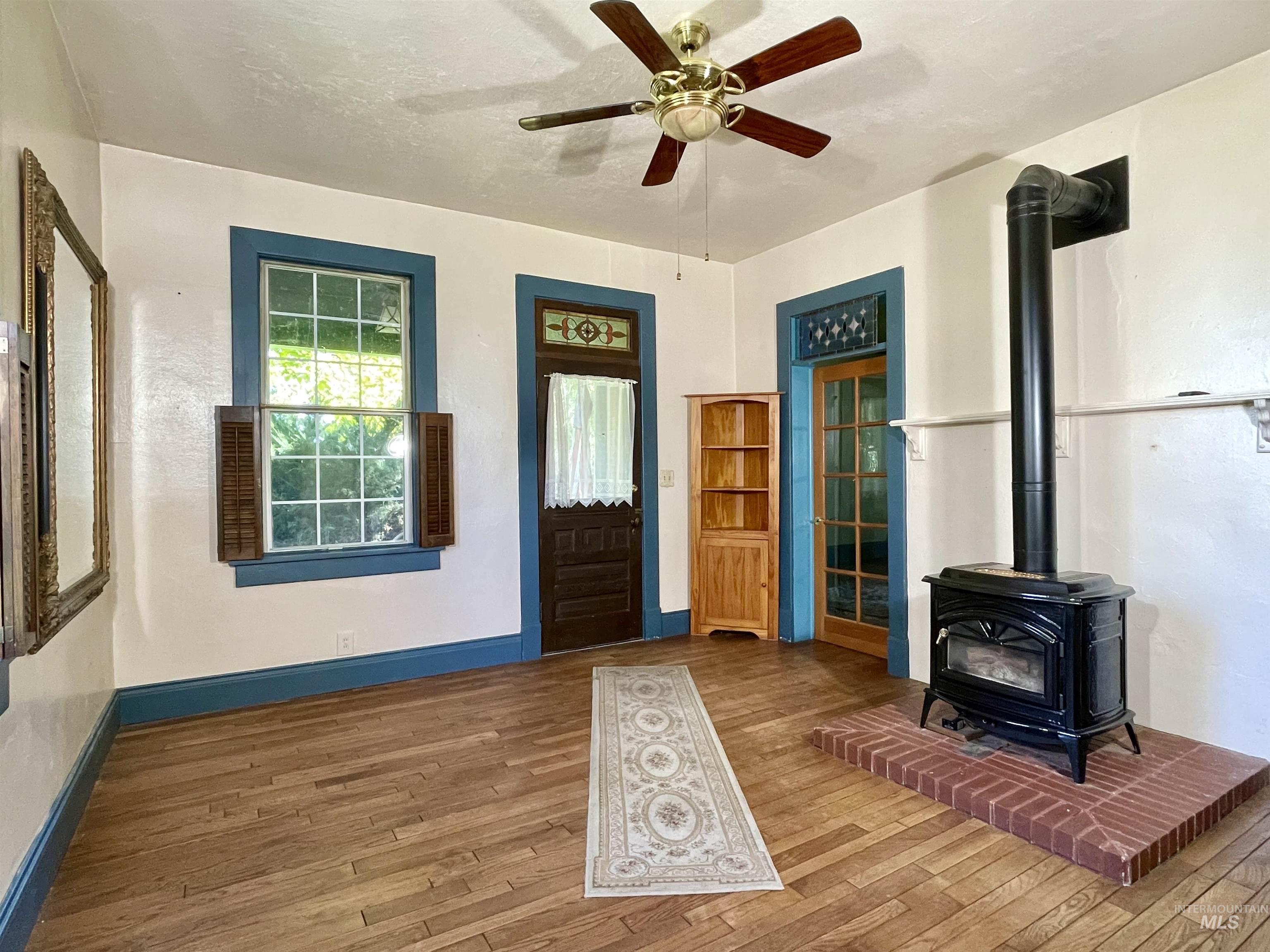 2827 S 1050 East, Hagerman, Idaho 83332-5835, 3 Bedrooms, 2 Bathrooms, Residential For Sale, Price $449,900, 98924878