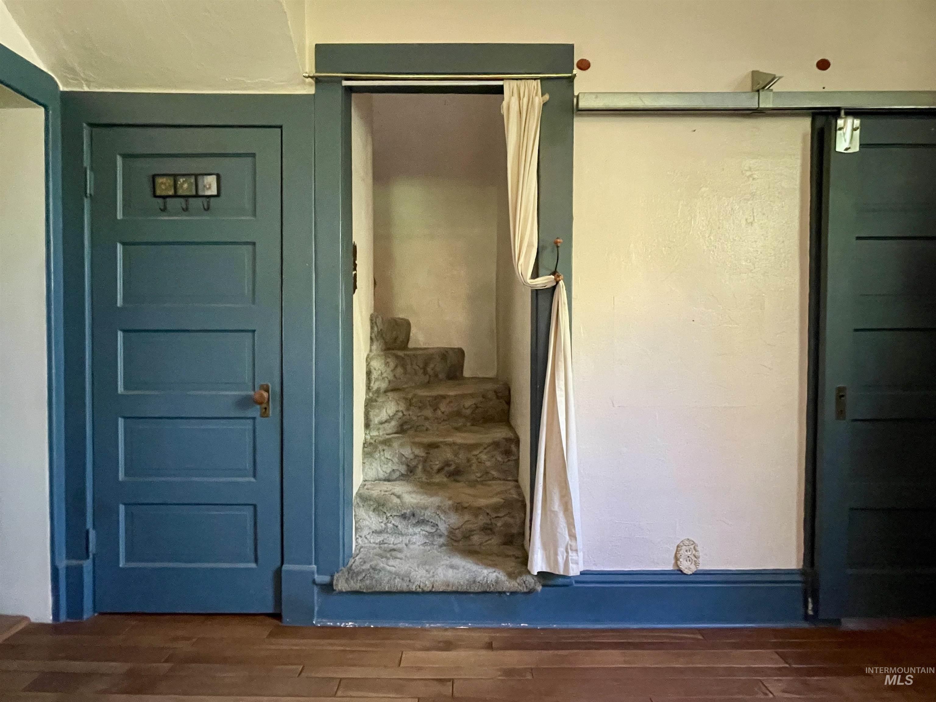 2827 S 1050 East, Hagerman, Idaho 83332-5835, 3 Bedrooms, 2 Bathrooms, Residential For Sale, Price $449,900, 98924878