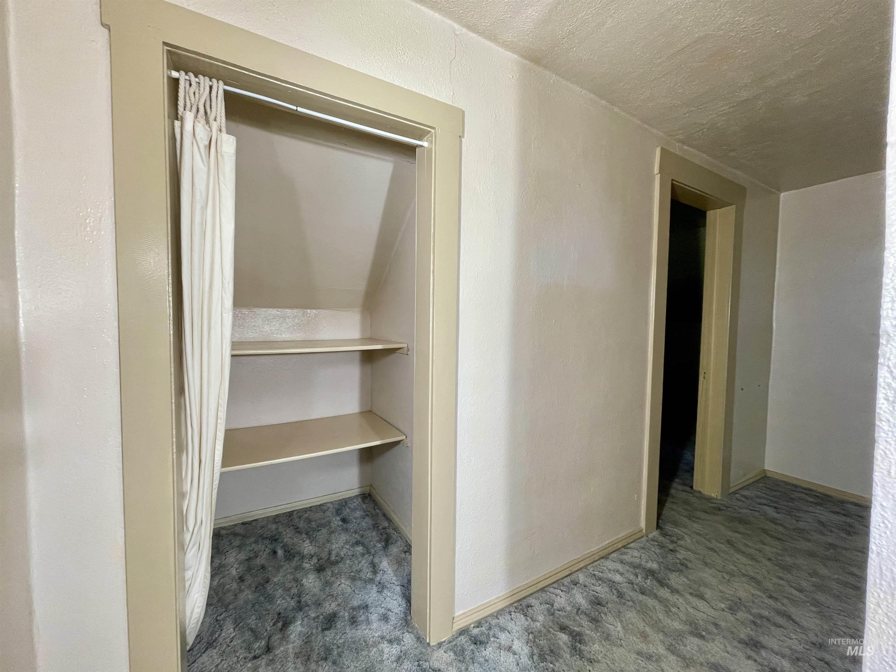 2827 S 1050 East, Hagerman, Idaho 83332-5835, 3 Bedrooms, 2 Bathrooms, Residential For Sale, Price $449,900, 98924878