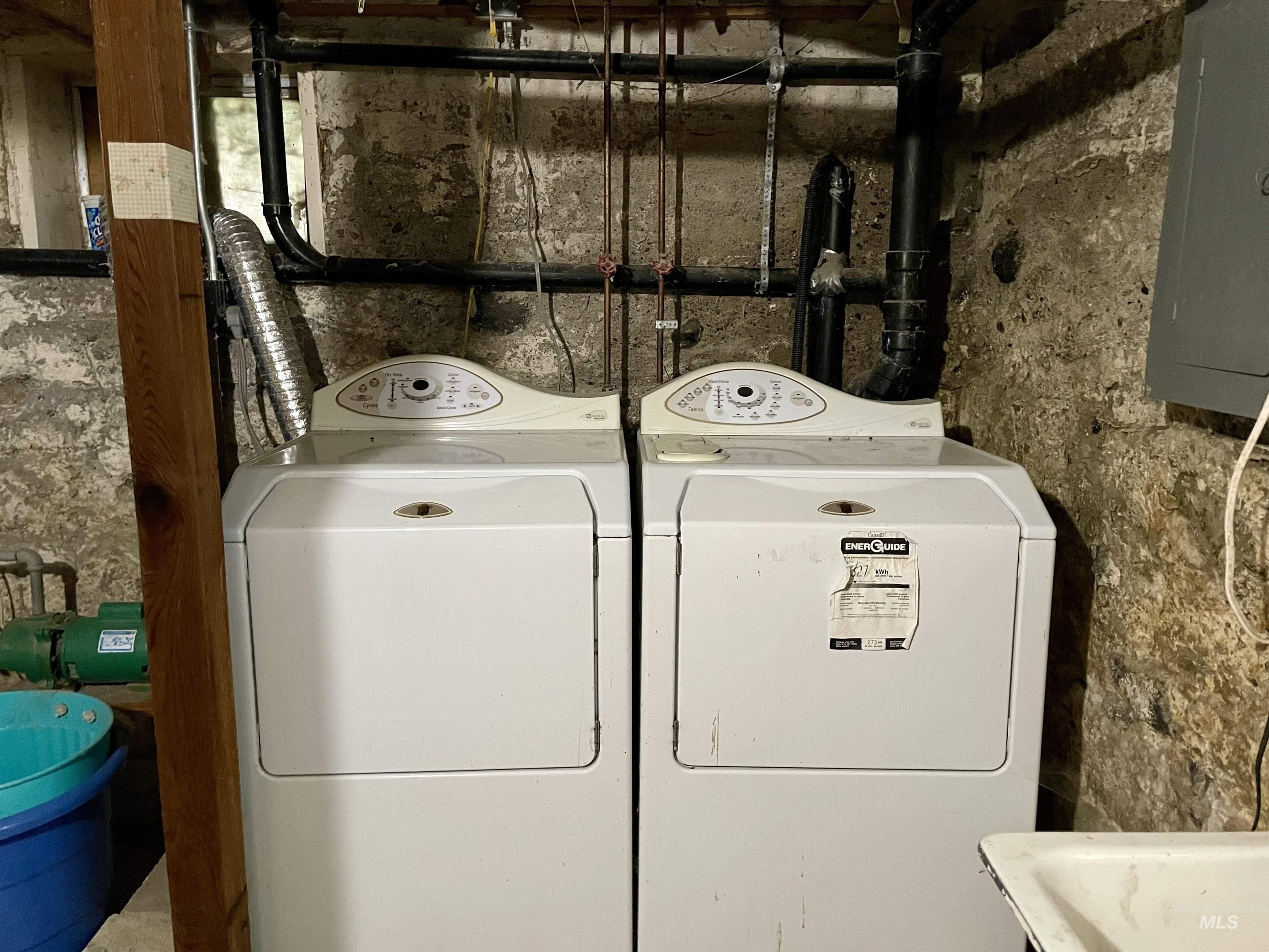 2827 S 1050 East, Hagerman, Idaho 83332-5835, 3 Bedrooms, 2 Bathrooms, Residential For Sale, Price $449,900, 98924878