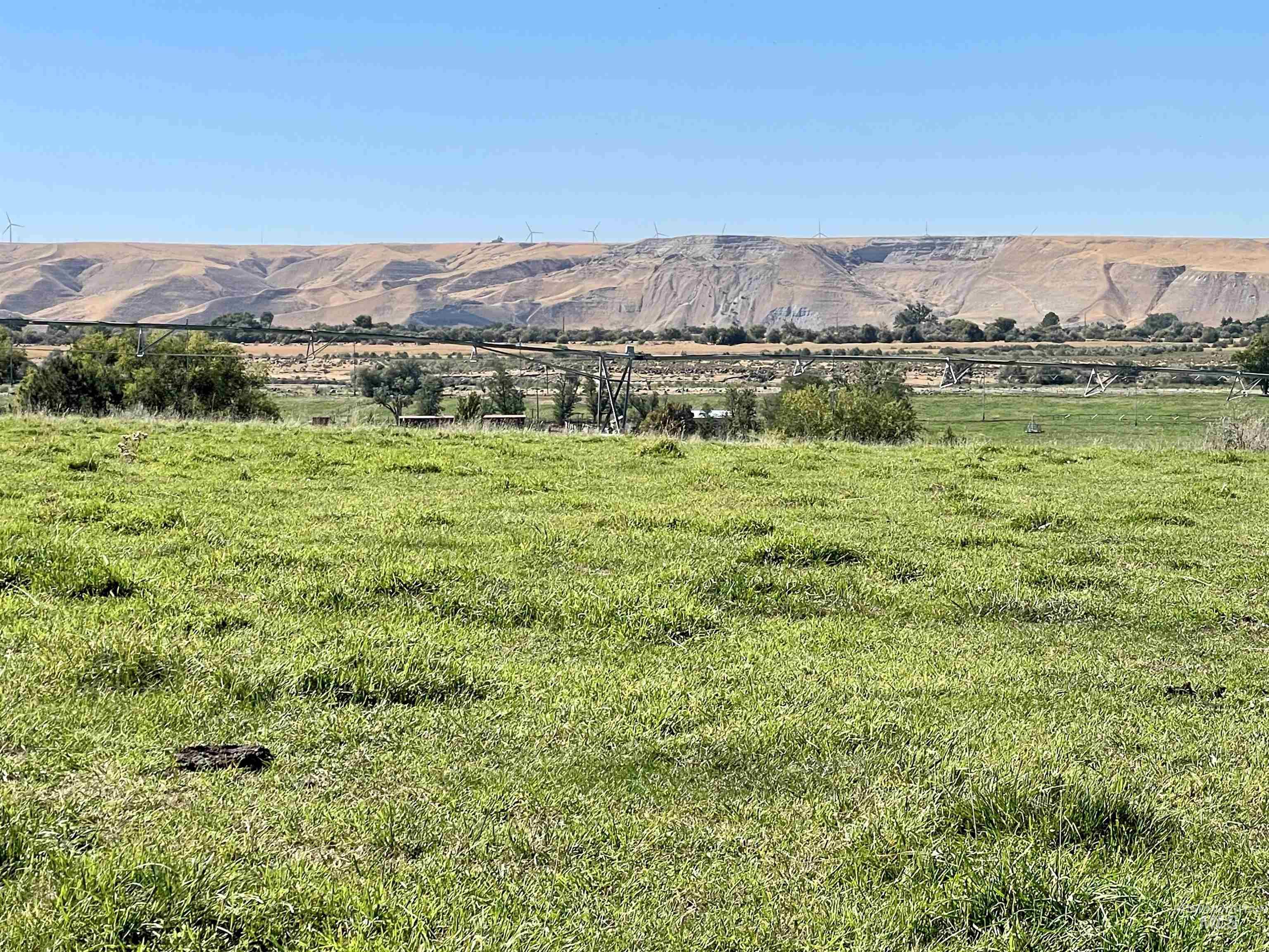 2827 S 1050 East, Hagerman, Idaho 83332-5835, 3 Bedrooms, 2 Bathrooms, Residential For Sale, Price $449,900, 98924878