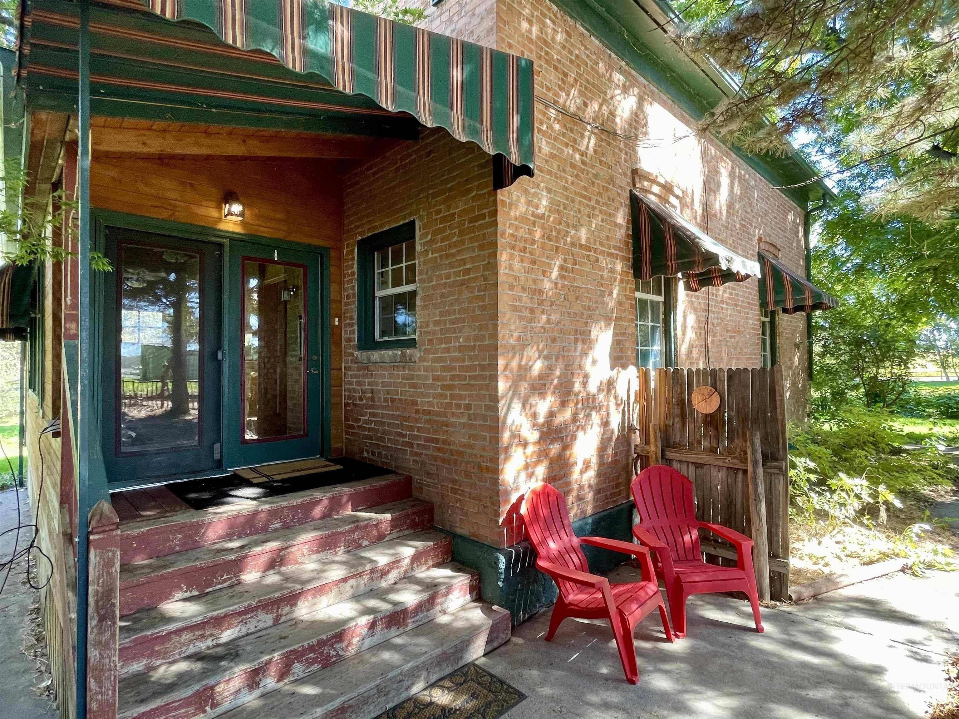 2827 S 1050 East, Hagerman, Idaho 83332-5835, 3 Bedrooms, 2 Bathrooms, Residential For Sale, Price $449,900, 98924878