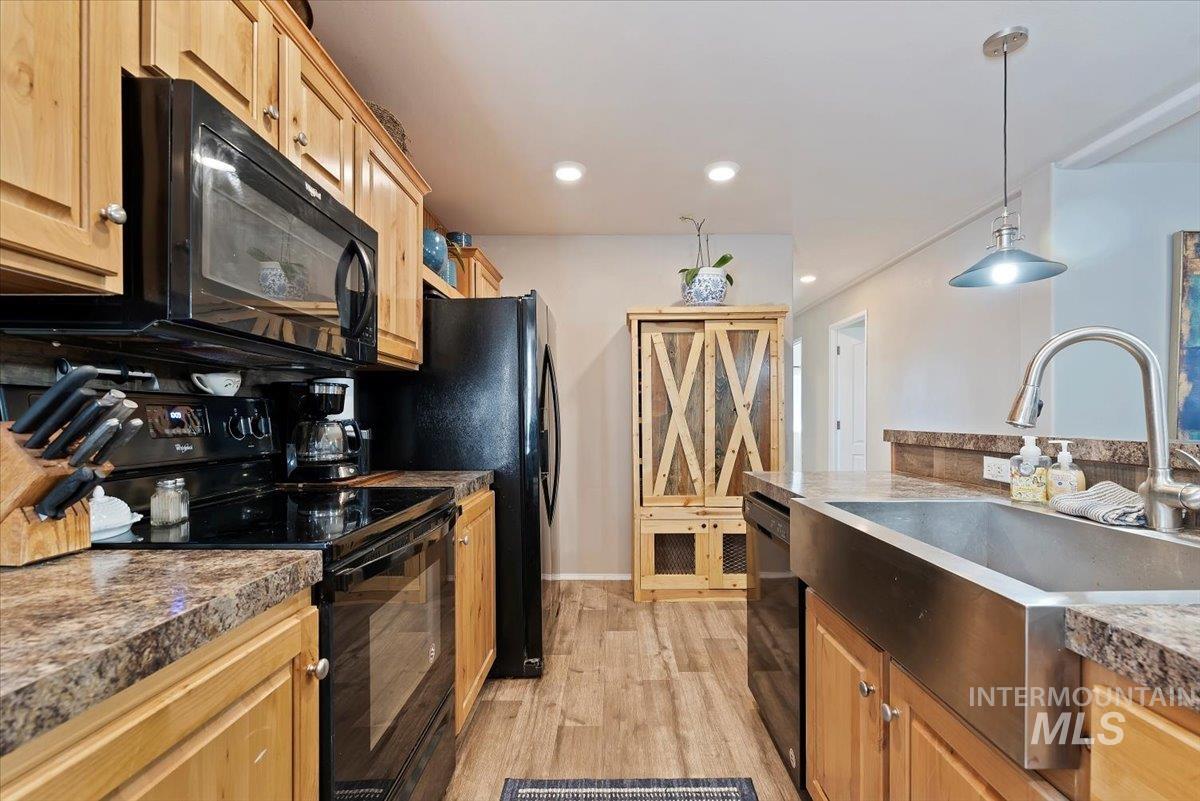 11386 W. Azure Lane, Boise, Idaho 83713, 4 Bedrooms, 2 Bathrooms, Residential For Sale, Price $139,900, 98924881