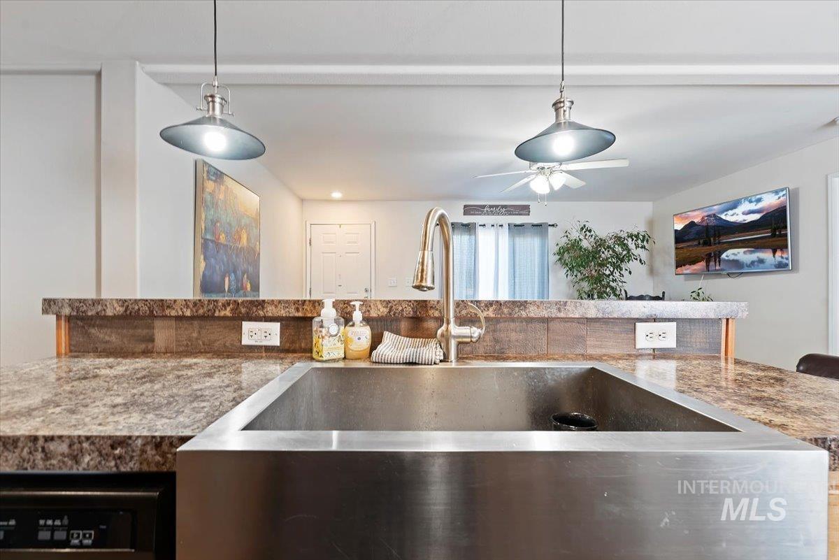 11386 W. Azure Lane, Boise, Idaho 83713, 4 Bedrooms, 2 Bathrooms, Residential For Sale, Price $139,900, 98924881