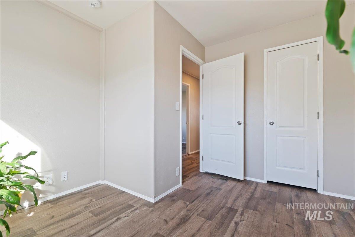 11386 W. Azure Lane, Boise, Idaho 83713, 4 Bedrooms, 2 Bathrooms, Residential For Sale, Price $139,900, 98924881