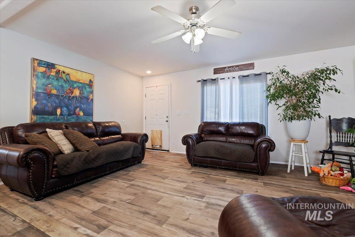 11386 W. Azure Lane, Boise, Idaho 83713, 4 Bedrooms, 2 Bathrooms, Residential For Sale, Price $139,900, 98924881