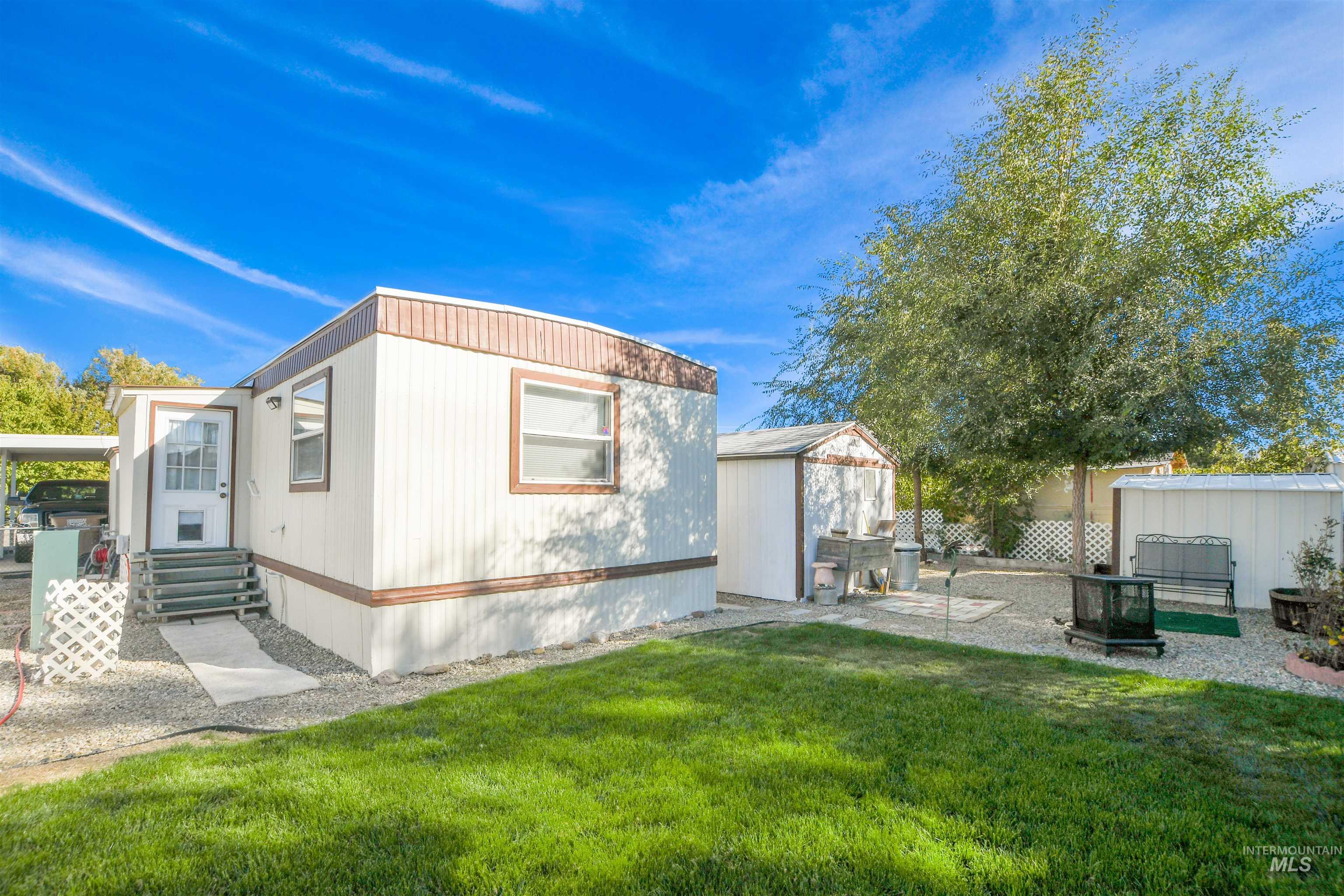 701 Monte Vista, Emmett, Idaho 83617, 2 Bedrooms, 1 Bathroom, Residential For Sale, Price $65,000, 98924885